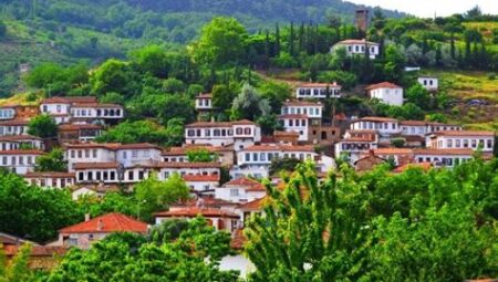 Türkiye'nin En Güzel Doğa Tatil Köyleri ve Rotaları